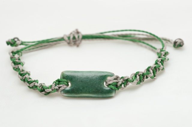 Armband mit rechteckigem Porzellanmedaillon Bild