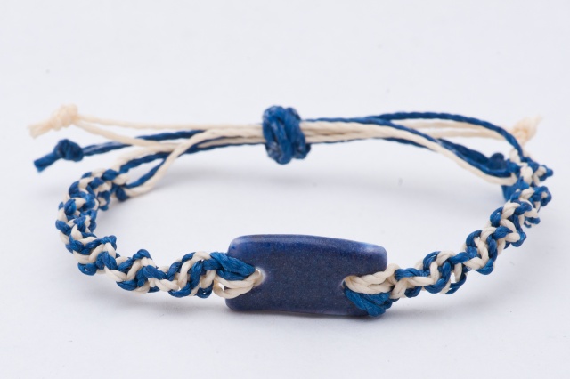 Armband mit rechteckigem Porzellanmedaillon Bild