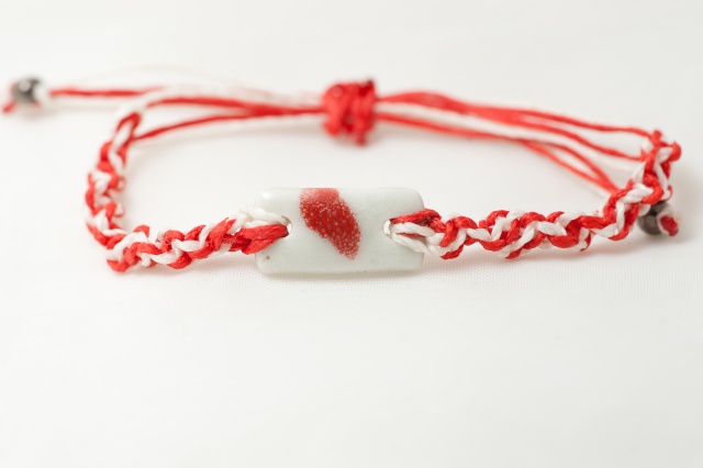 Armband mit rechteckigem Porzellanmedaillon Bild