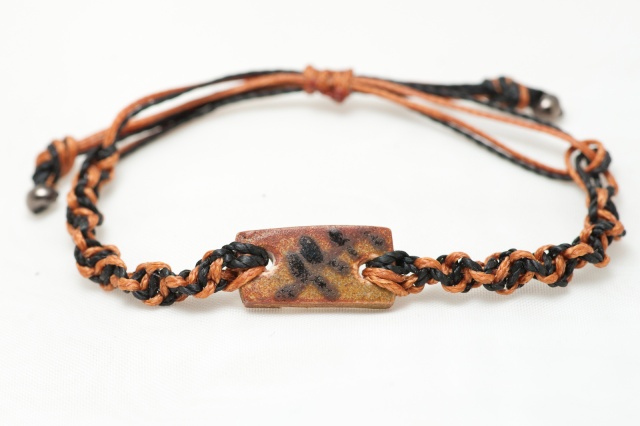 Armband mit rechteckigem Porzellanmedaillon Bild